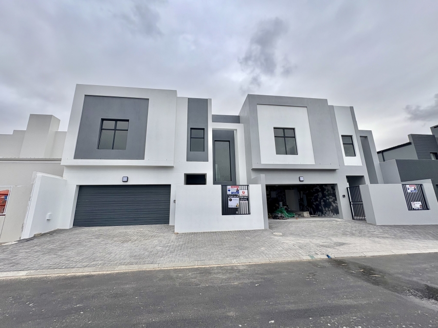 4 Bedroom Property for Sale in Sandown Western Cape